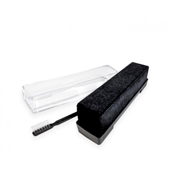 Brosse-en-velours-nettoyage-vinyle